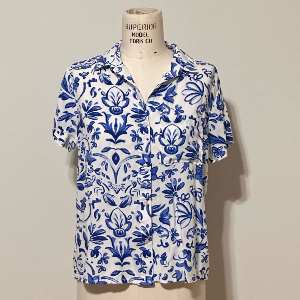 Japra Blue & White Floral Patterned Button Down Short‎ Sleeve Shirt Size Medium